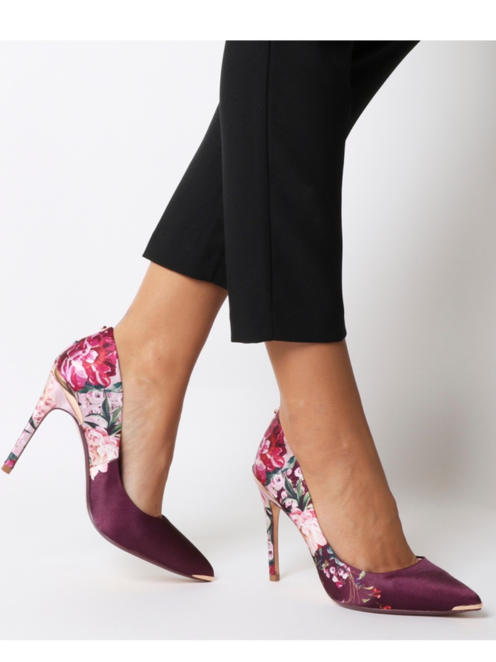 Ted Baker Kawaap Floral Print pumps size 5